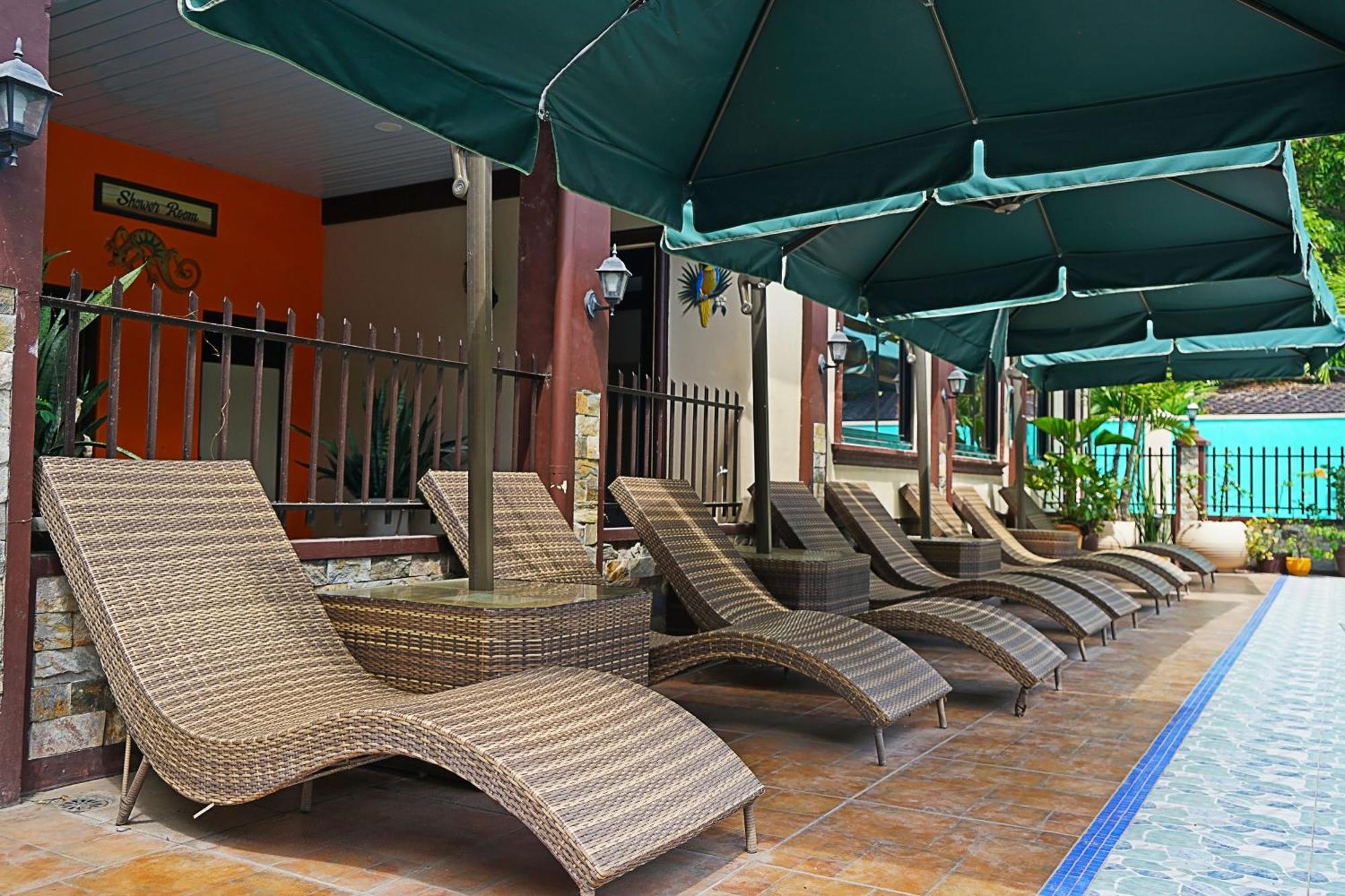 Bella Vista Resort Naguilian Kültér fotó